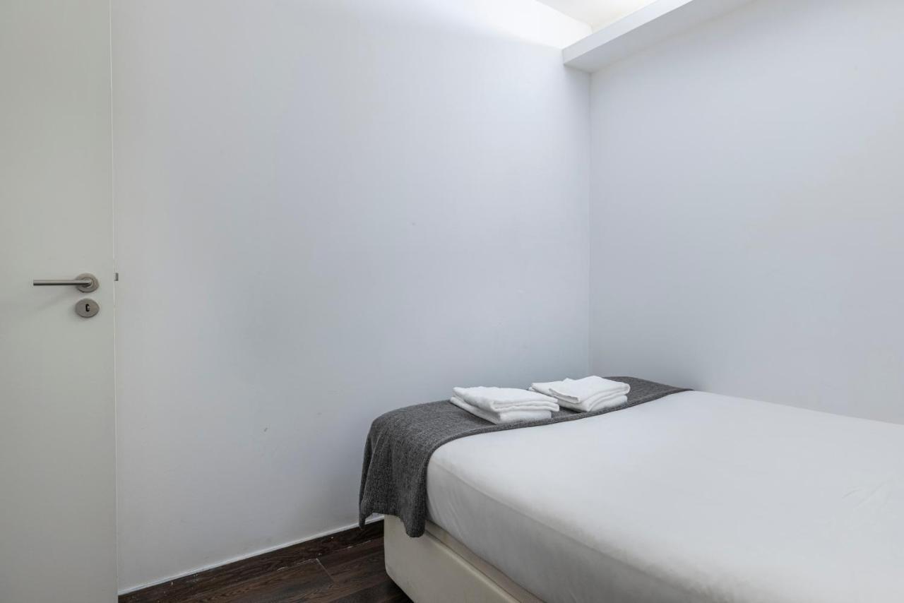 Alfama'S Heart Apartment By Lovelystay ลิสบอน ภายนอก รูปภาพ