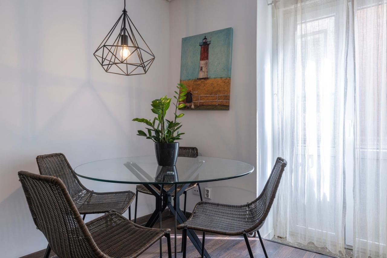 Alfama'S Heart Apartment By Lovelystay ลิสบอน ภายนอก รูปภาพ